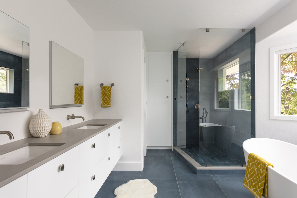 blue-flooring-white-walls-bathroom-design-studio-strongwater